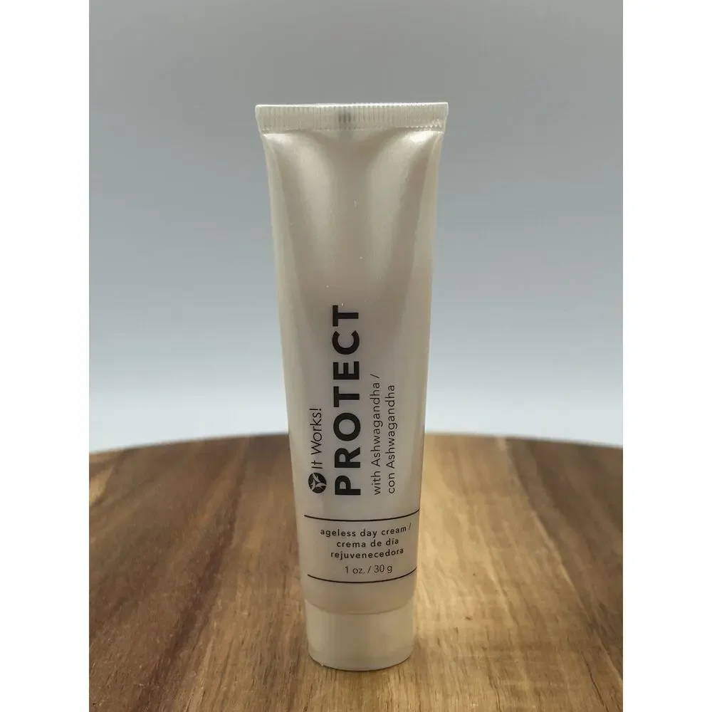 It Works! Protect Ageless Day Cream with Ashwagandha 1 oz 30g Moisturizer NIB